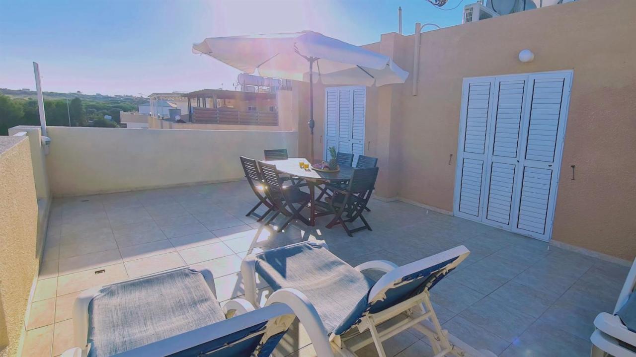 Stay Sunshine Apartment Paralimni Esterno foto
