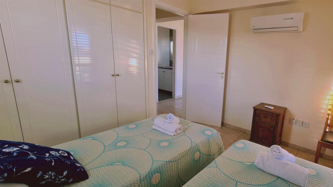 Stay Sunshine Apartment Paralimni Esterno foto