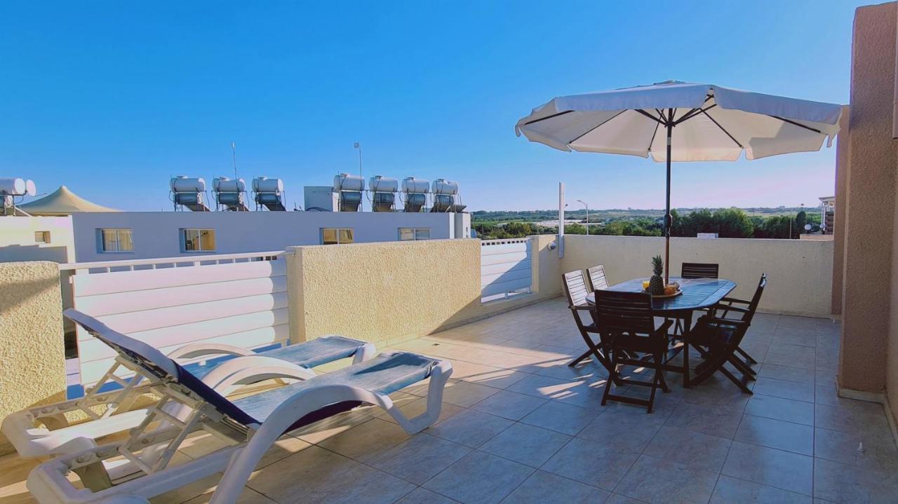 Stay Sunshine Apartment Paralimni Esterno foto