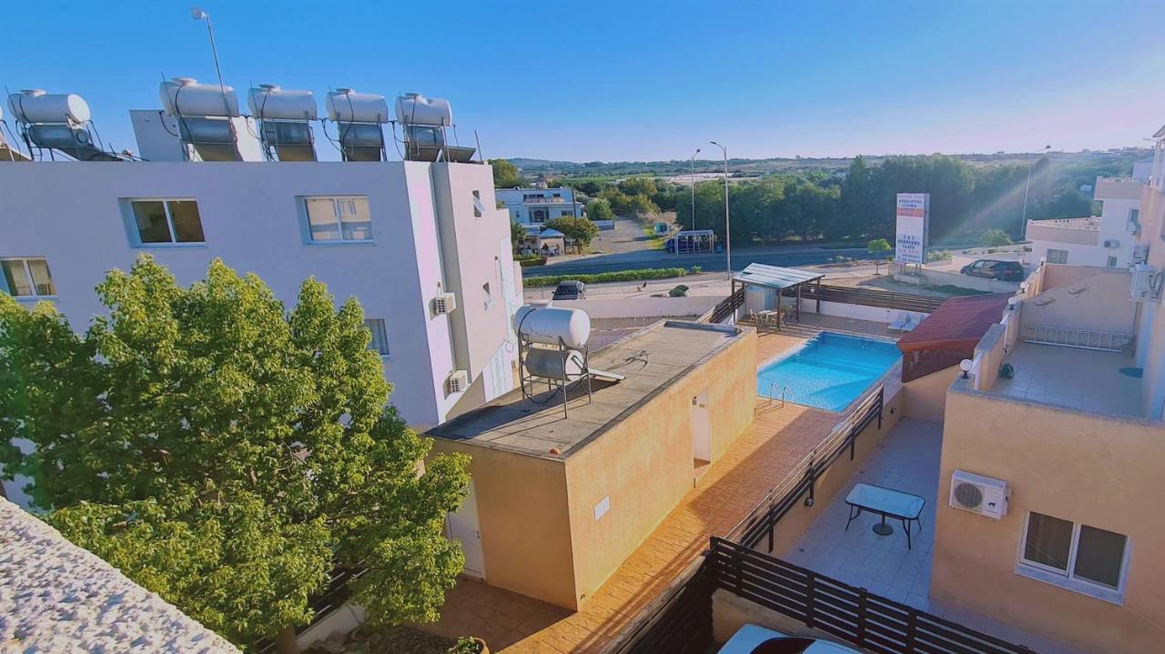 Stay Sunshine Apartment Paralimni Esterno foto