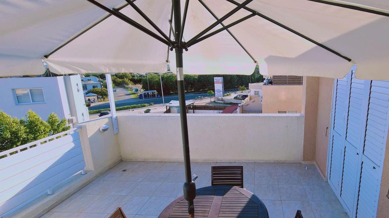 Stay Sunshine Apartment Paralimni Esterno foto