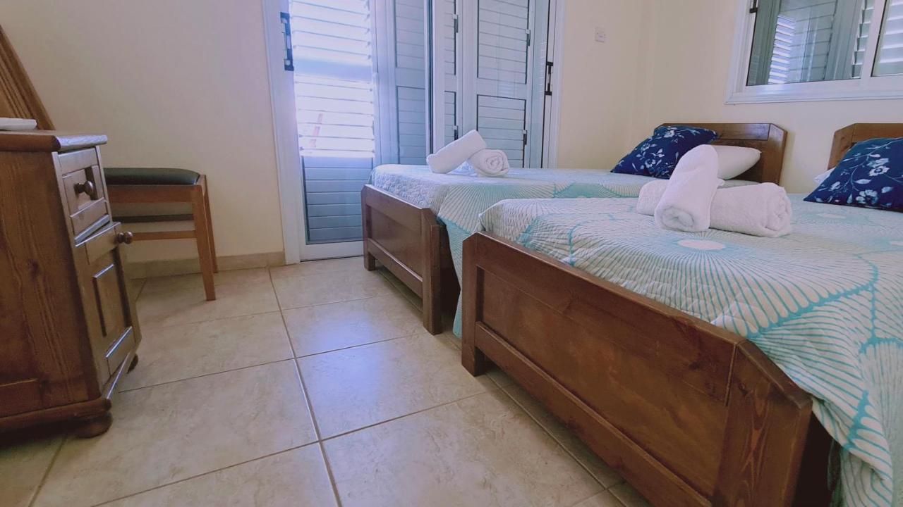 Stay Sunshine Apartment Paralimni Esterno foto