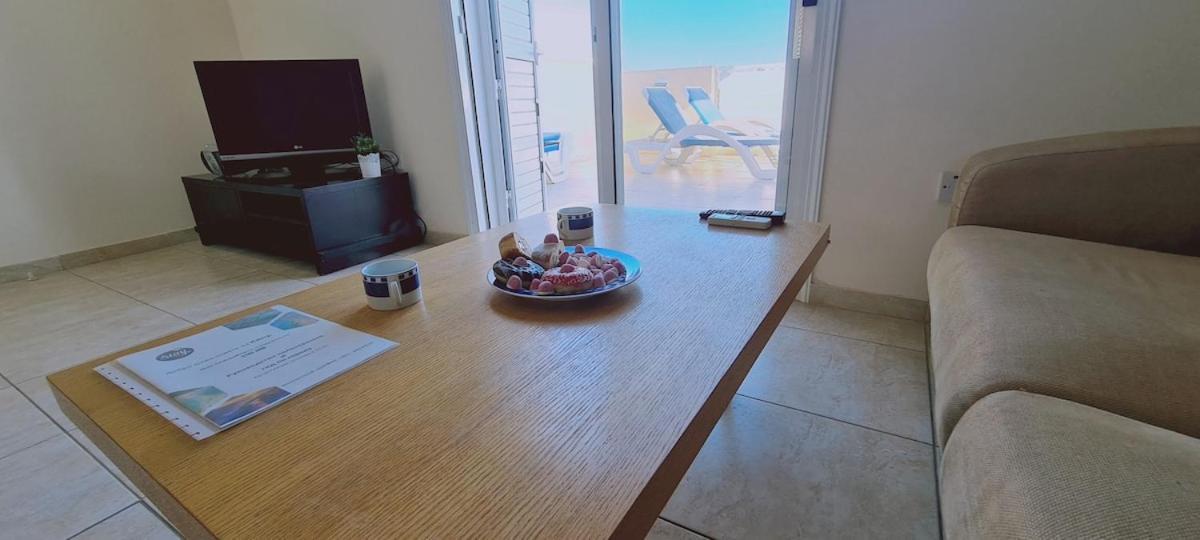 Stay Sunshine Apartment Paralimni Esterno foto