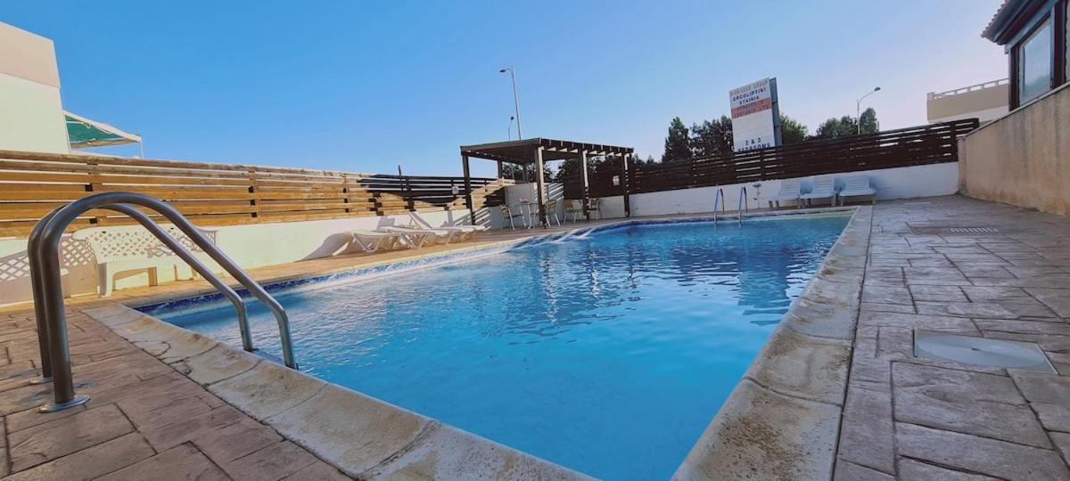 Stay Sunshine Apartment Paralimni Esterno foto